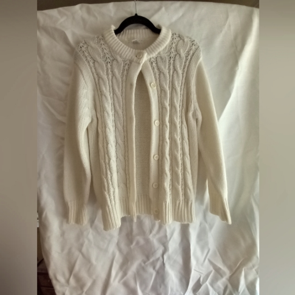 Vintage ivory cable knit white cardigan sweater